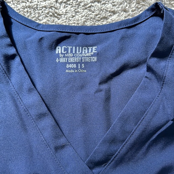 Blue scrubs - Picture 2 of 7